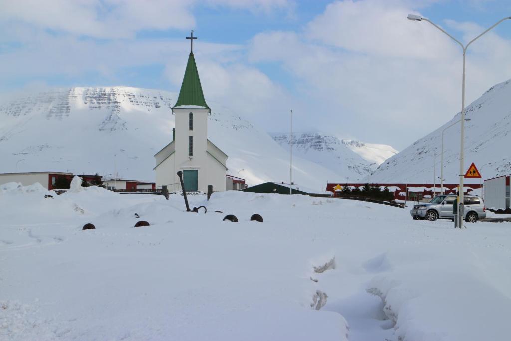 Comfy Guesthouse Westfjords Sudureyri Bagian luar foto