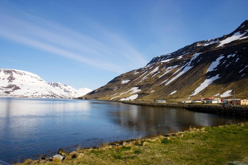 Comfy Guesthouse Westfjords Sudureyri Bagian luar foto