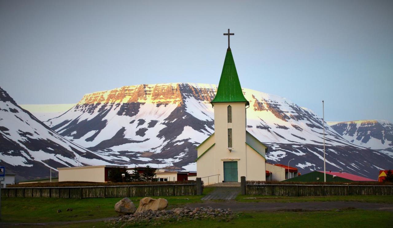 Comfy Guesthouse Westfjords Sudureyri Bagian luar foto